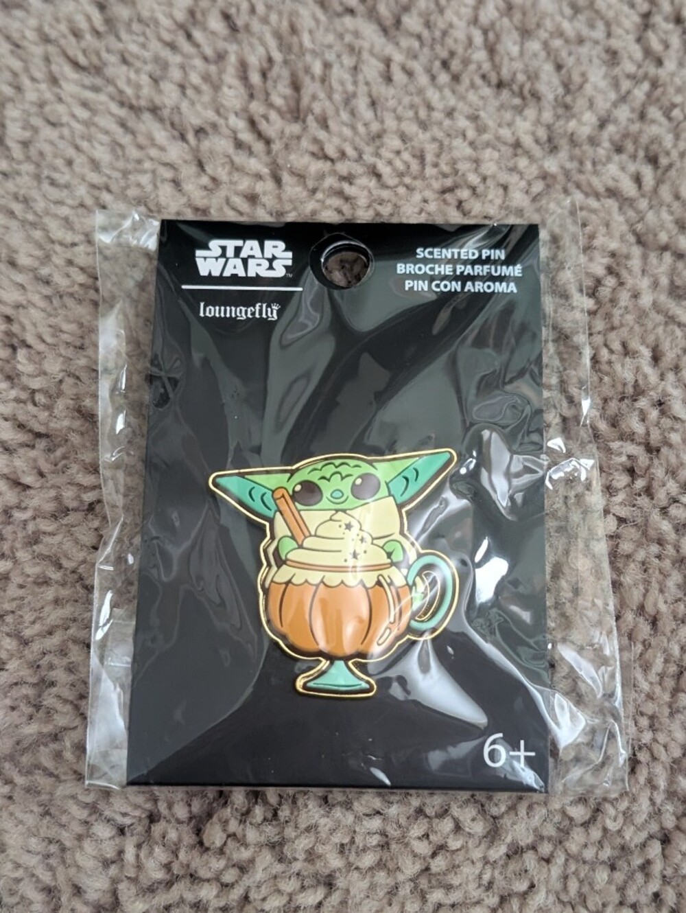 Disney Loungefly Pin